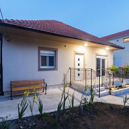 Mihael Holiday House Zadar Eksteriør bilde